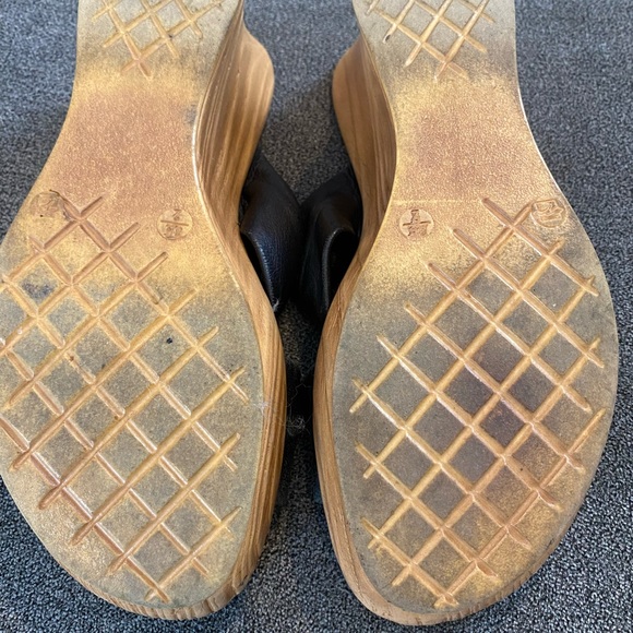 Wood plasticized wedge, black, worn but amazing condition, size 5, leather upper - Picture 2 of 8